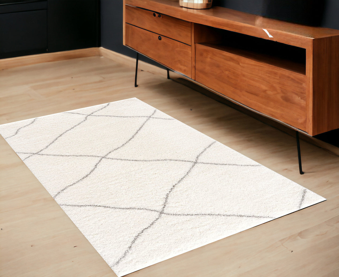 3’ X 5’ Ivory Modern Uneven Lattice Area Rug