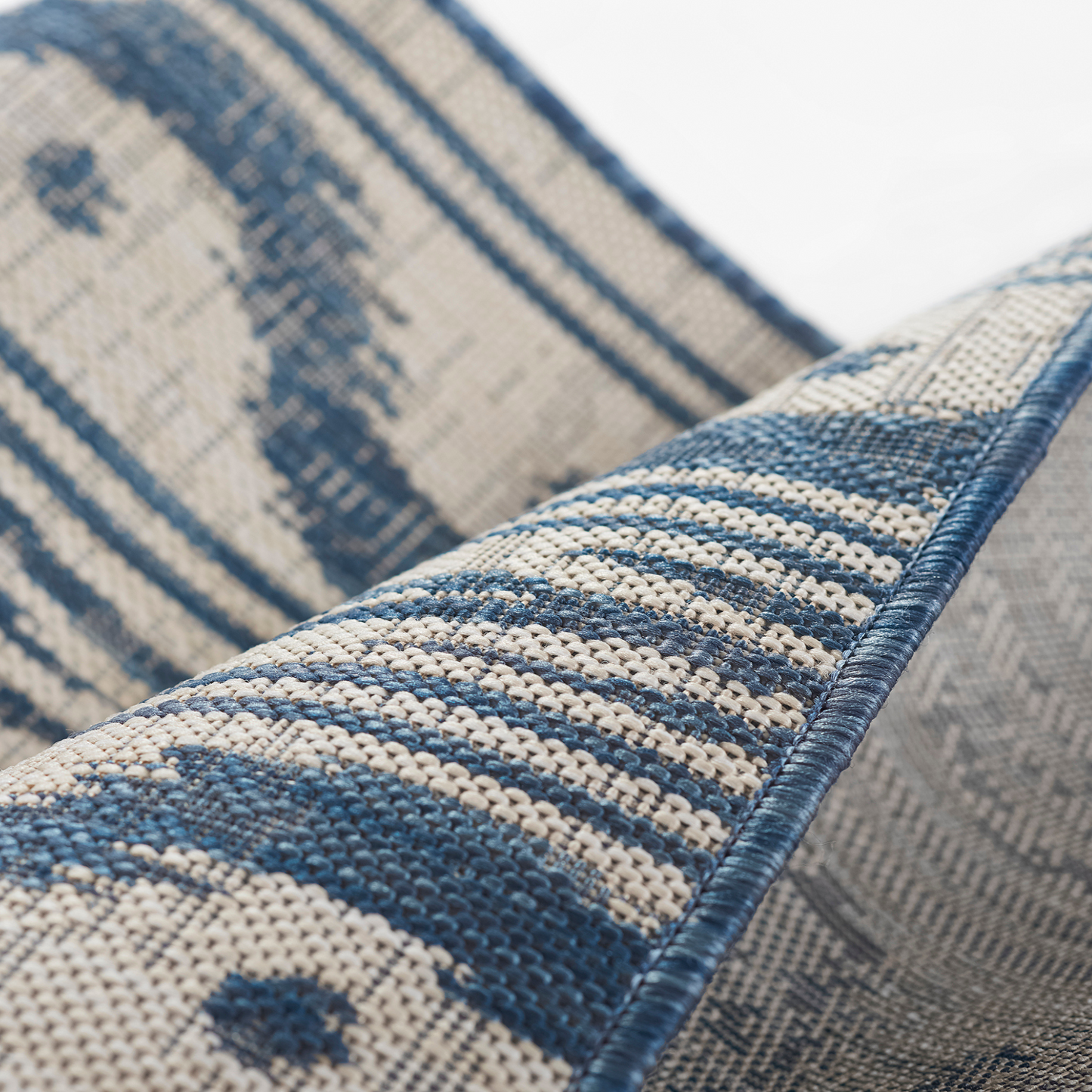 Riviera Geometric Blue Recycled Plastic Indoor Outdoor Rug