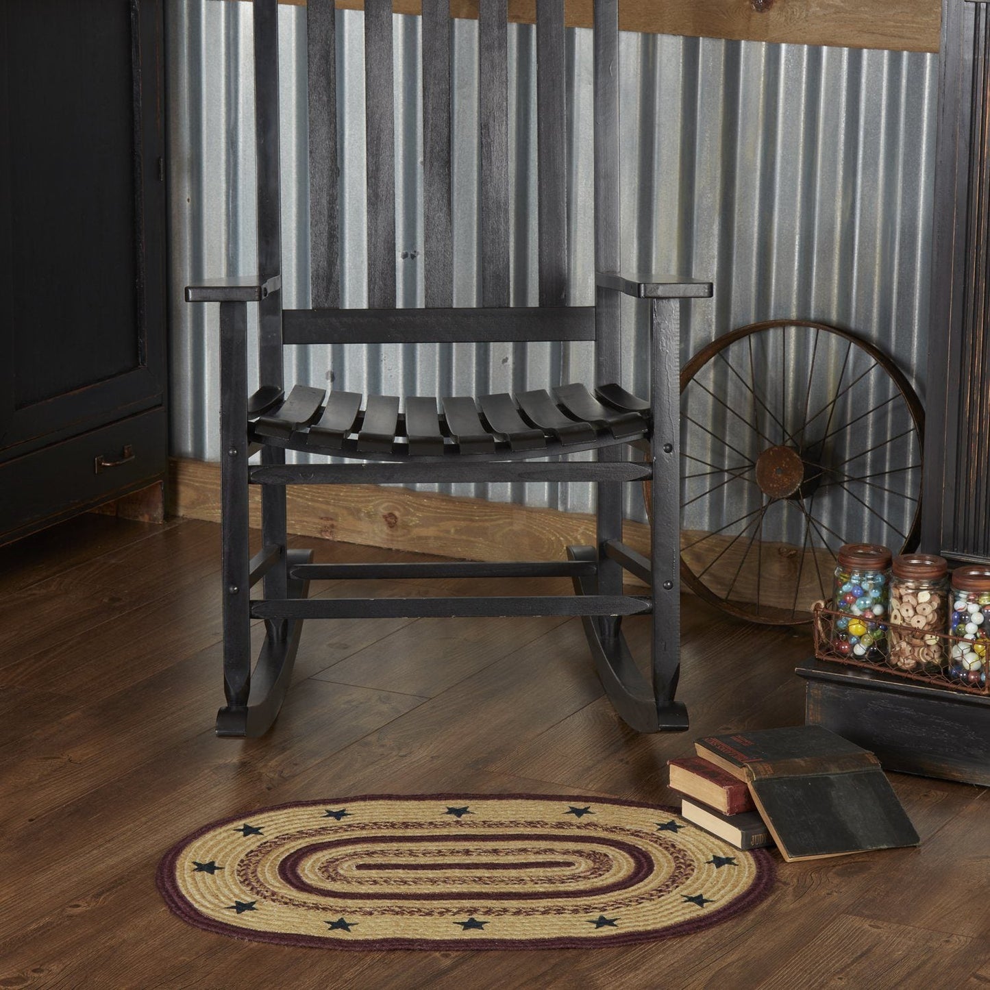 Potomac Stencil Star Oval Braided Rug 20x30"