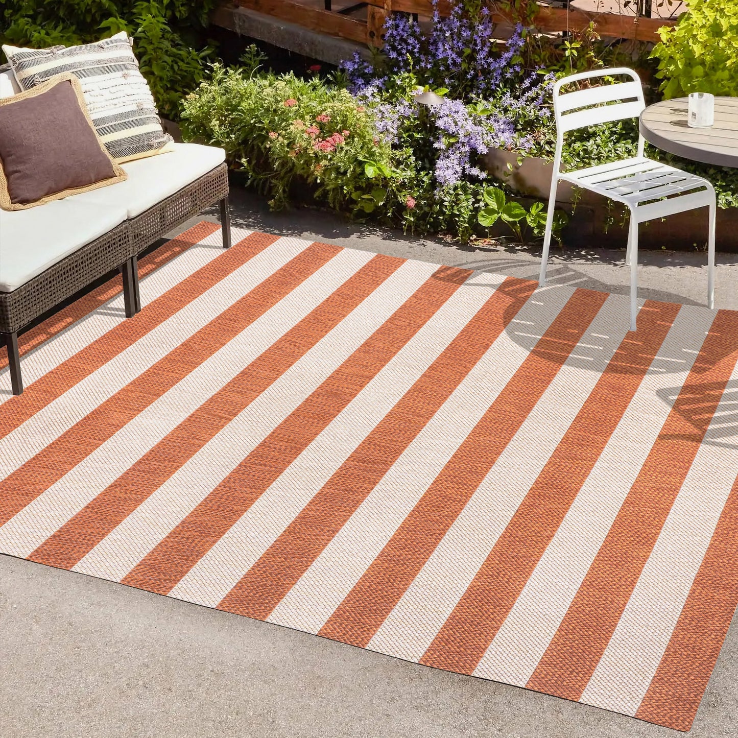 Two-Tone Wide Stripe Indoor/Outdoor Area Rug (5 Colors, 5 Sizes)