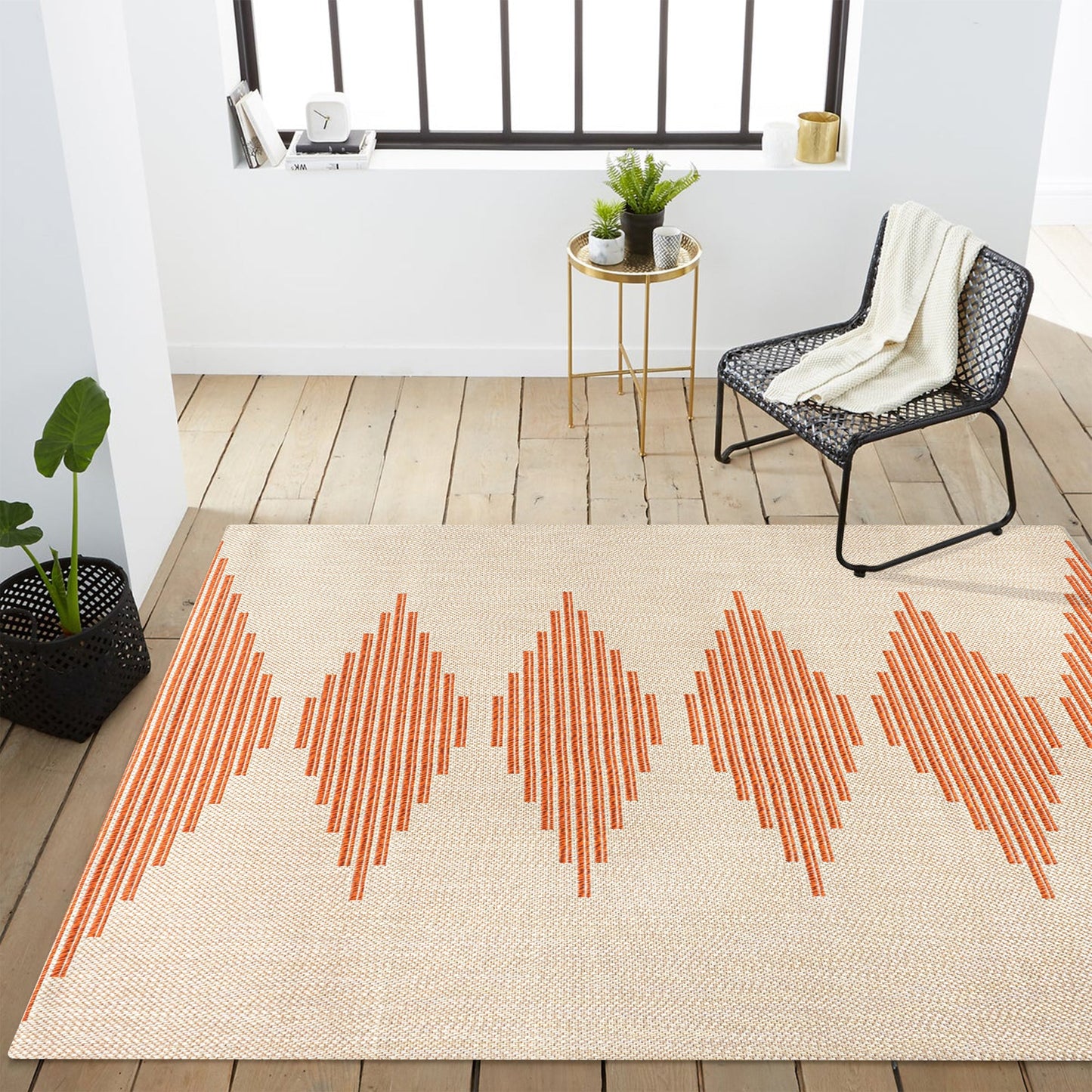 Diamond Stripe Indoor/Outdoor Area Rug (2 Colors, 5 Sizes)