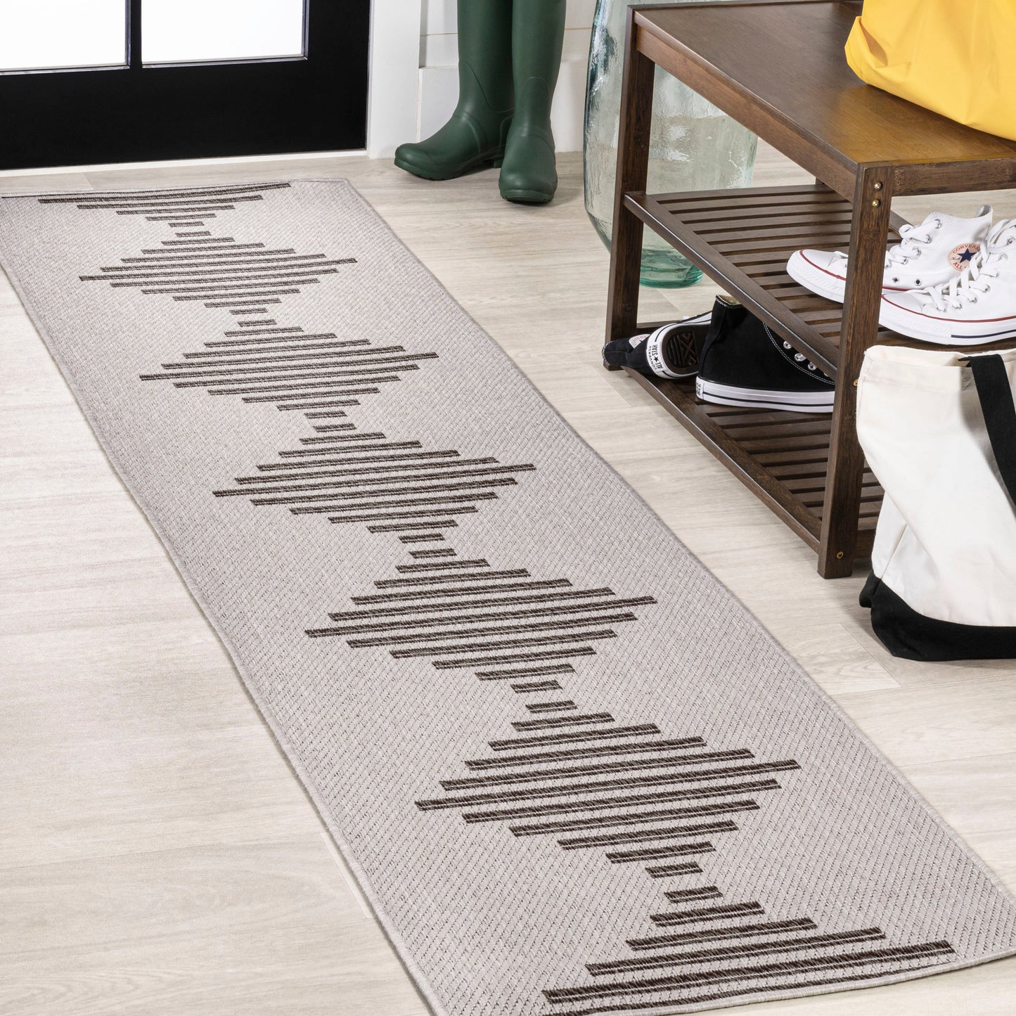 Diamond Stripe Indoor/Outdoor Area Rug (2 Colors, 5 Sizes)