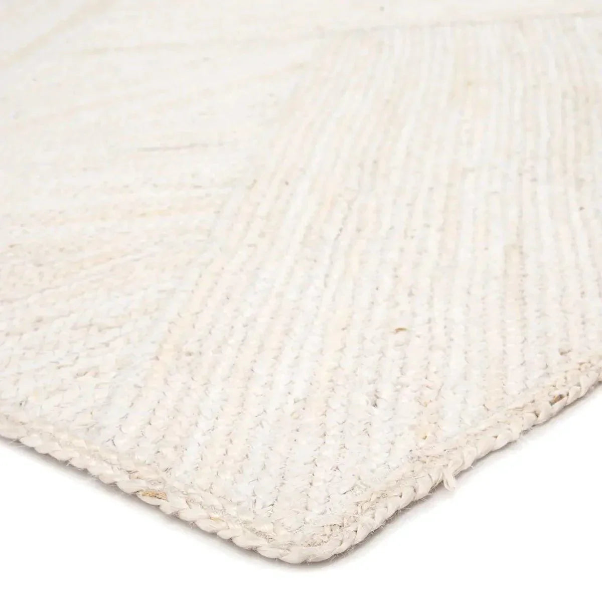 Vero Area Rug in Bleached White